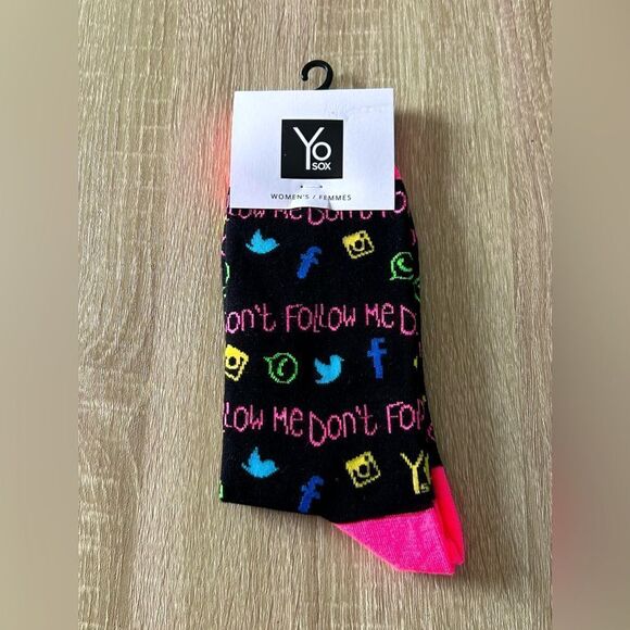 NWT … YO SOX “Don’t Follow Me” Socks - Picture 2 of 3